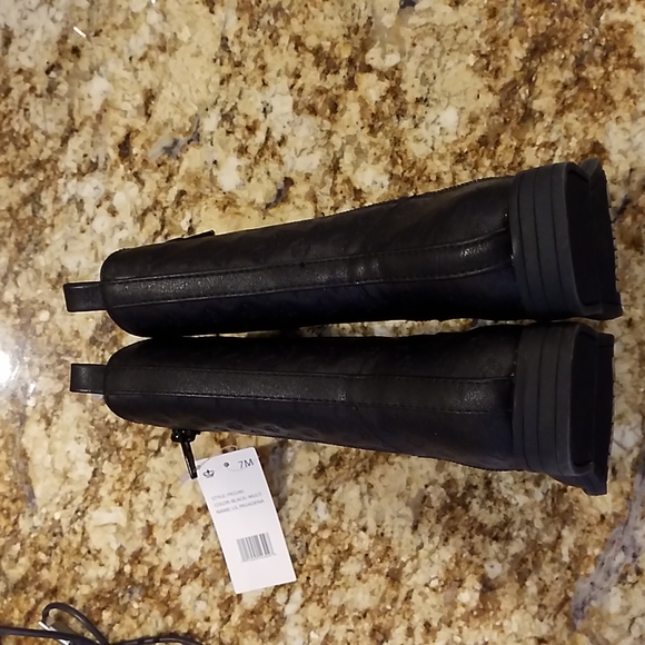 Juicy Couture - Picture 14 of 16